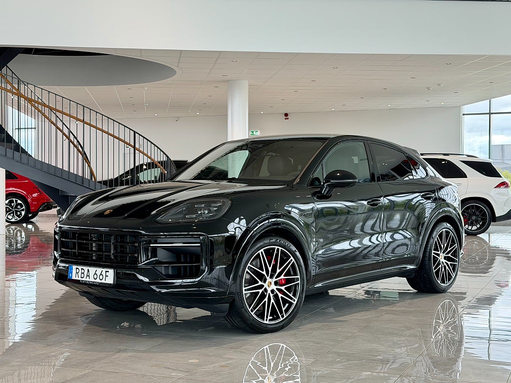 Porsche Cayenne S E-Hybrid Coupé 520hk / SportDesign / Luft / Burmester