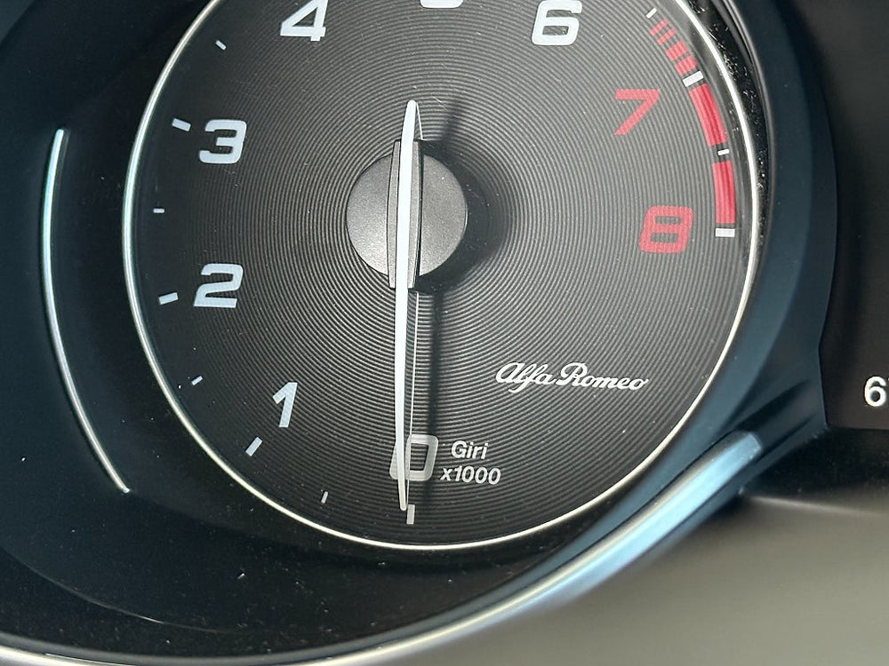 Alfa Romeo Giulia Quadrifoglio 510hk / H/K / Navi / Kolfiber / ACC