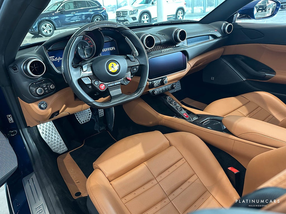 Ferrari Portofino M 3.9 V8 620hk / Sv.såld / Kolfiber / LEDs / 360