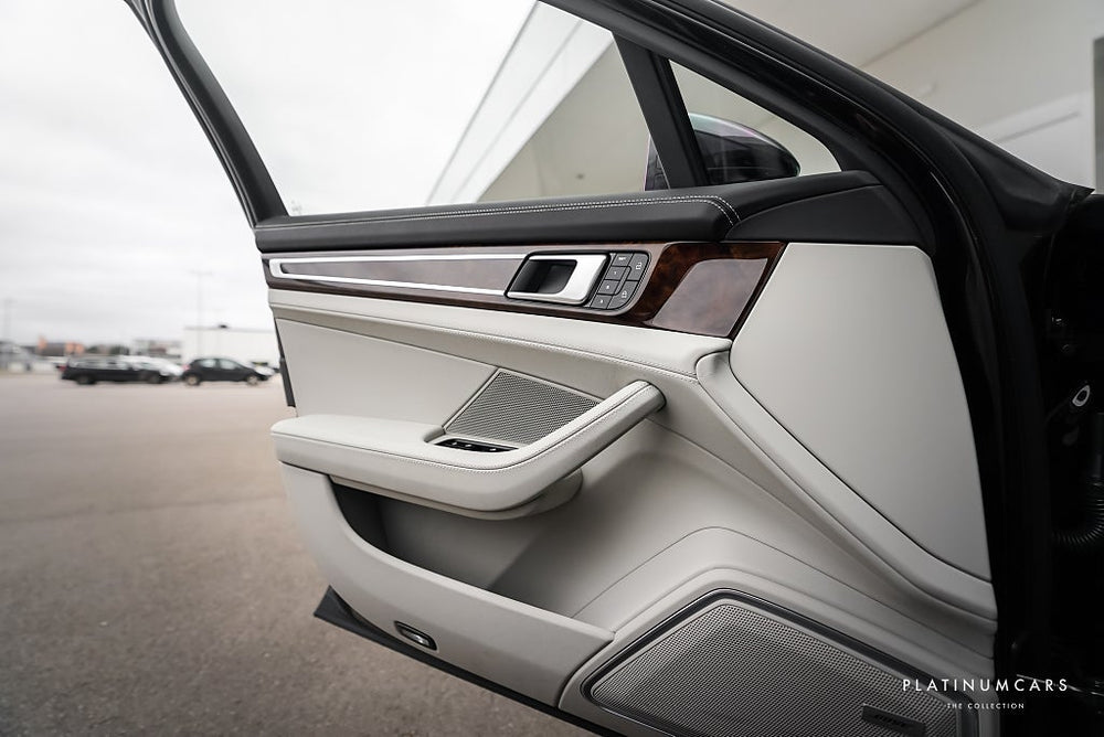 Porsche Panamera 4 E-Hybrid PDK Platinum EDT / SportDesign