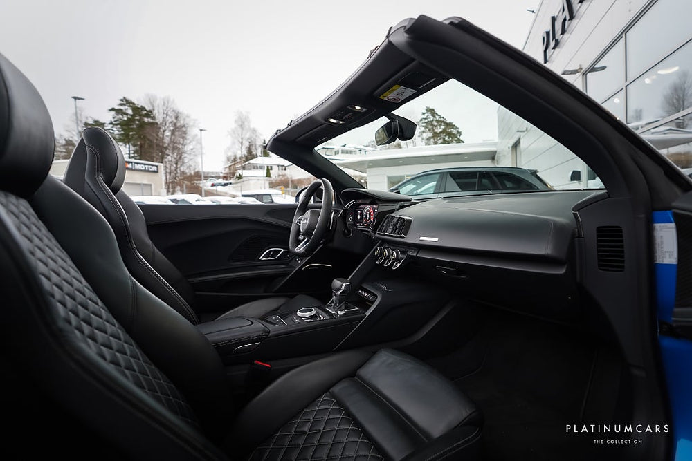 Audi R8 Spyder V10 Performance Q / Kolfiber / Quicksilver