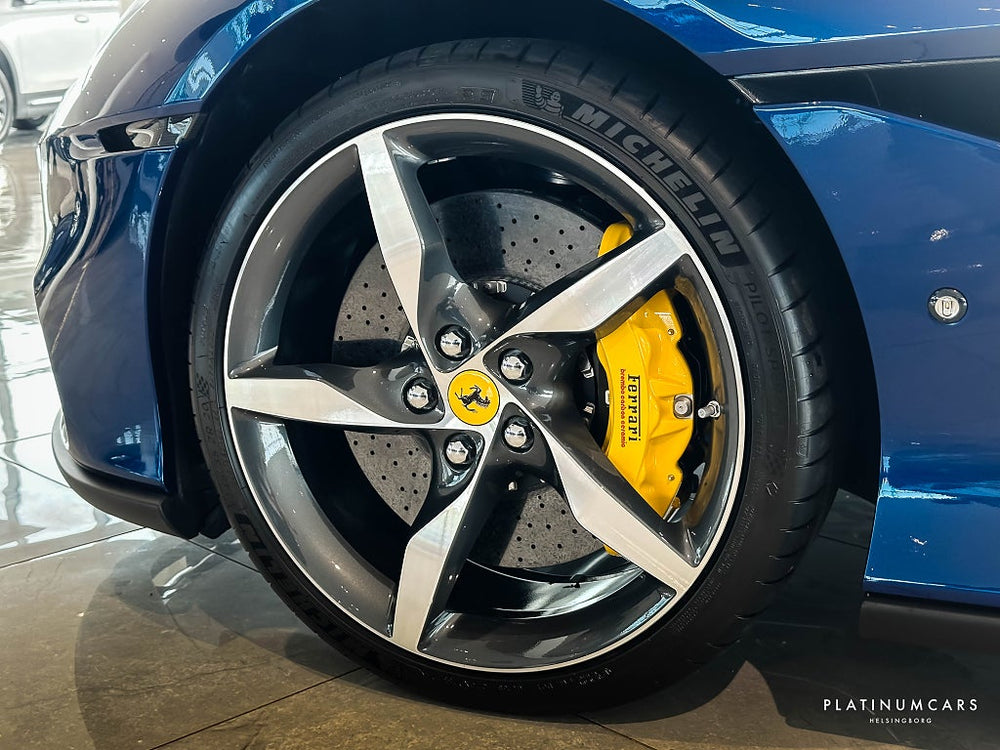 Ferrari Portofino M 3.9 V8 620hk / Sv.såld / Kolfiber / LEDs / 360