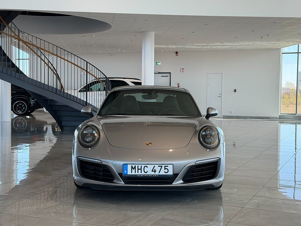 Porsche 911 991.2 911 Carrera 4 / PDK / Sport Chrono / BOSE / 370hk