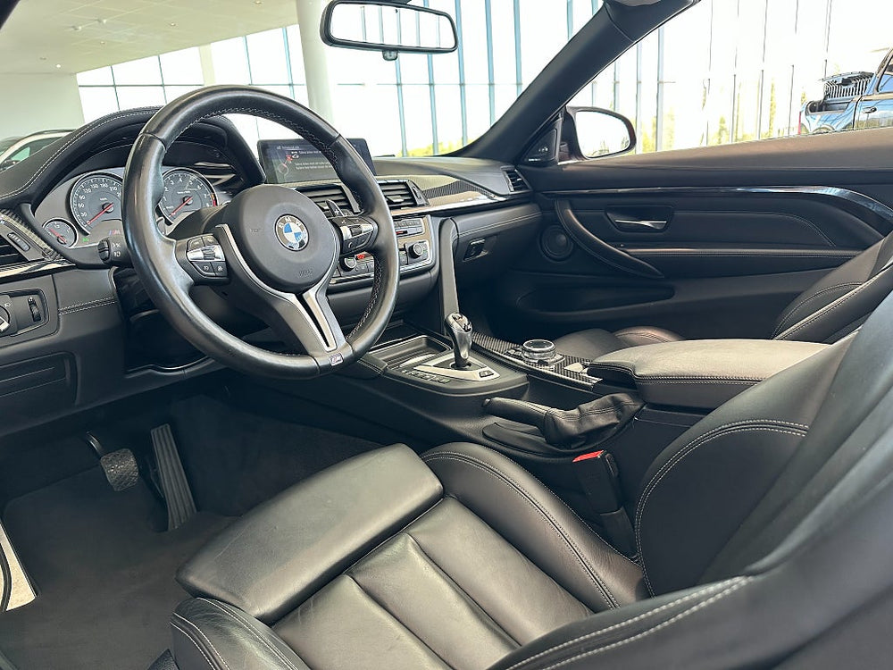 BMW M4 Cabriolet 431hk / Akrapovic / H/K / M Drivers Package