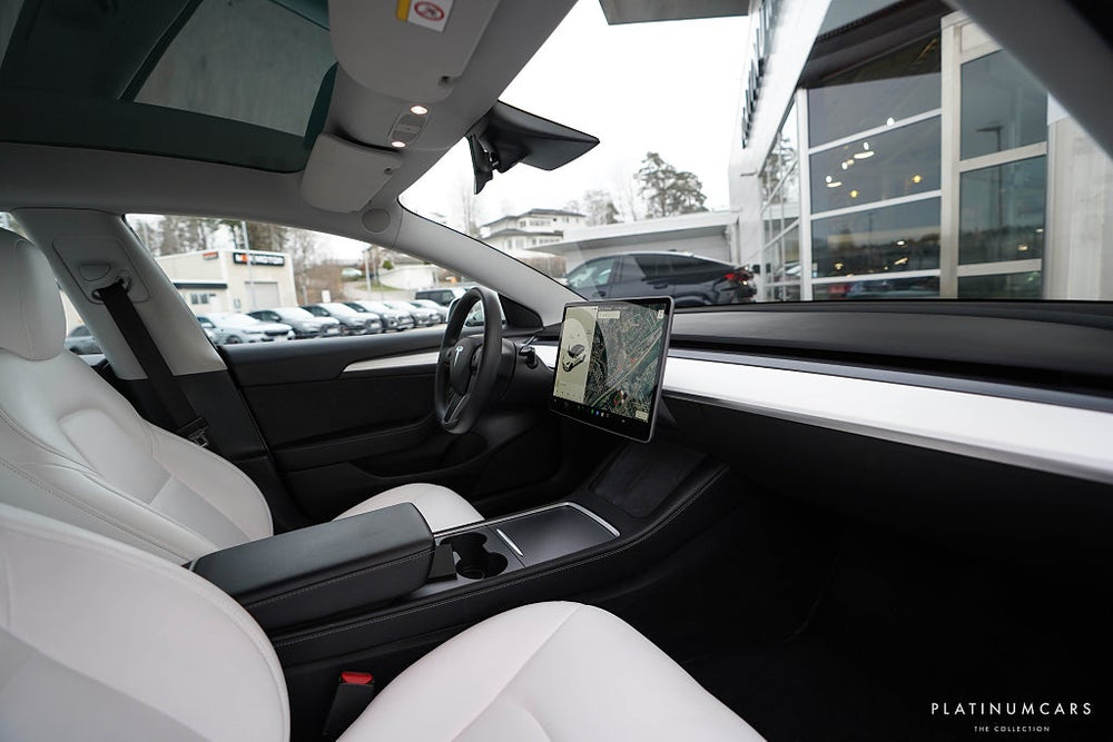 Tesla Model 3 Performance AWD 513hk / FSD / Pano / Kolfiber