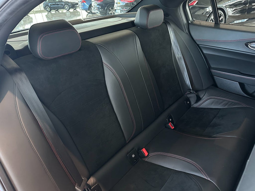 Alfa Romeo Giulia Quadrifoglio 510hk / H/K / Navi / Kolfiber / ACC