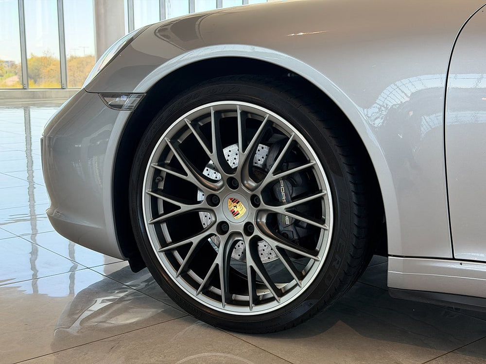 Porsche 911 991.2 911 Carrera 4 / PDK / Sport Chrono / BOSE / 370hk