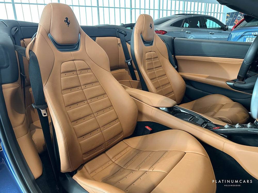 Ferrari Portofino M 3.9 V8 620hk / Sv.såld / Kolfiber / LEDs / 360
