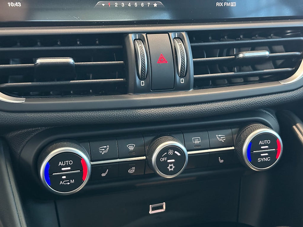 Alfa Romeo Giulia Quadrifoglio 510hk / H/K / Navi / Kolfiber / ACC