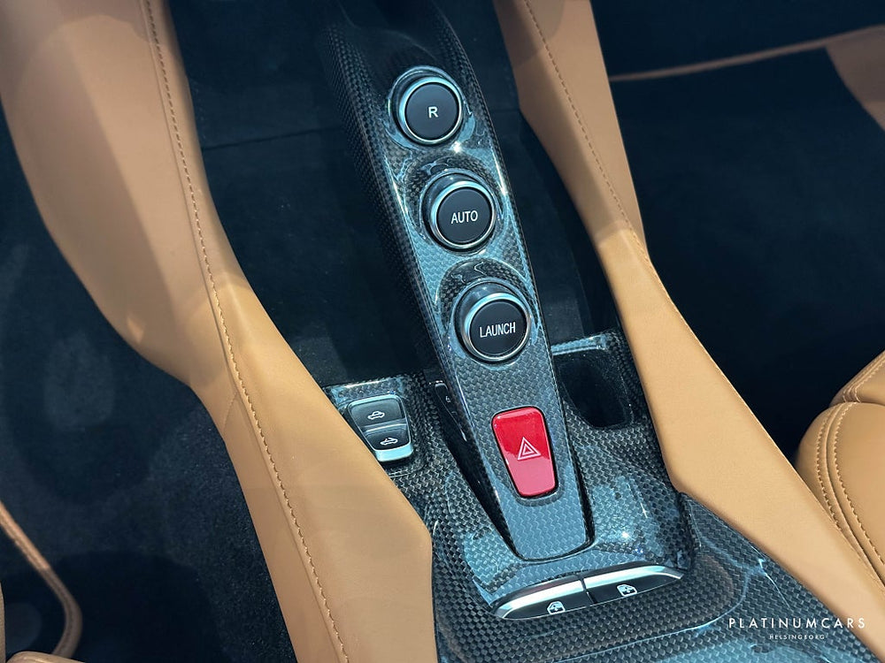 Ferrari Portofino M 3.9 V8 620hk / Sv.såld / Kolfiber / LEDs / 360