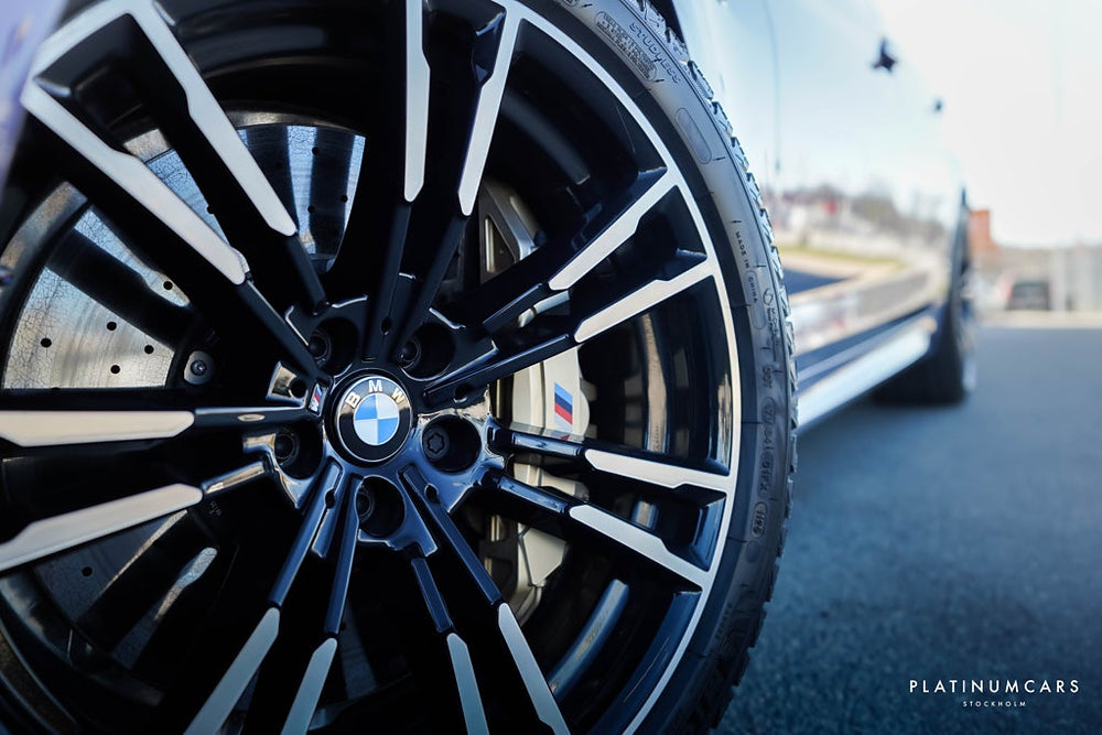 BMW M5 600hk / Sv.såld / M drive / Drag / B&W / Keramiska