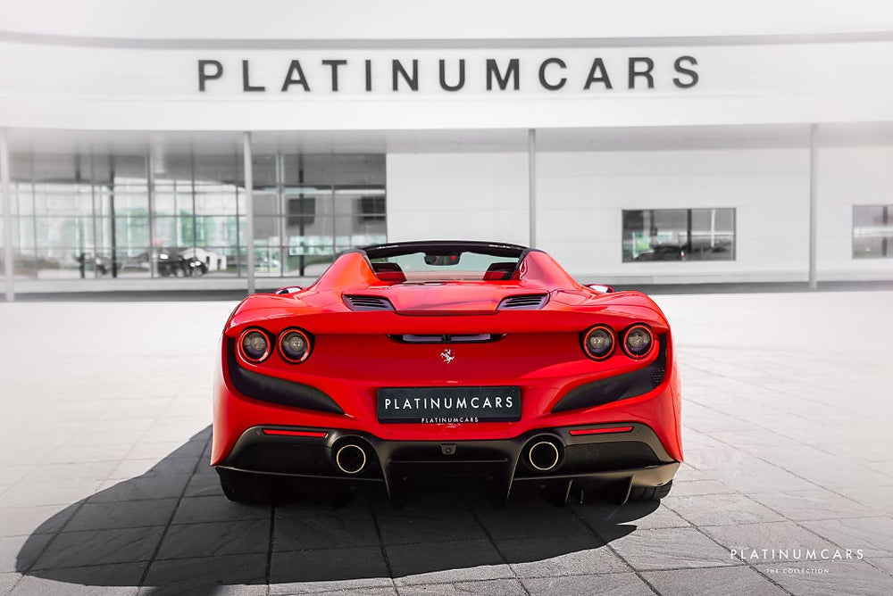 Ferrari F8 Spider 720hk / Låga mil / Kolfiber / Lift / PPF