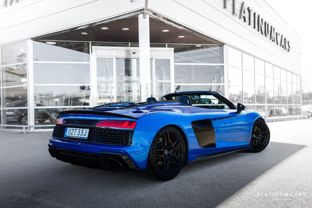 Audi R8 Spyder V10 Performance Q / Kolfiber / Quicksilver