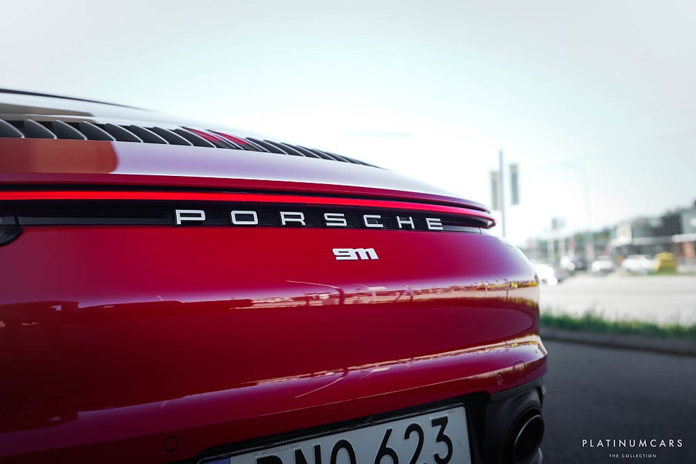 Porsche 911 Carrera 4S PDK 450hk / PDCC / Matrix / 18-vägs