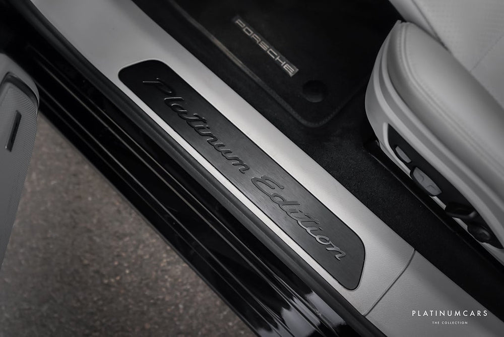 Porsche Panamera 4 E-Hybrid PDK Platinum EDT / SportDesign
