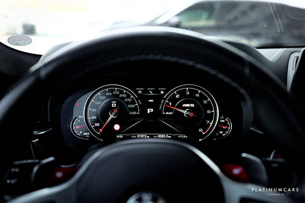 BMW M5 600hk / Sv.såld / M drive / Drag / B&W / Keramiska