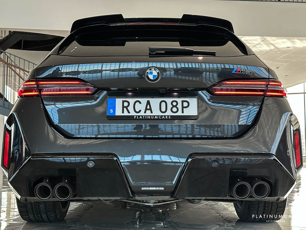 BMW M5 Touring 727hk 2025 / LEASEBAR / Iconic / B&W / Pano