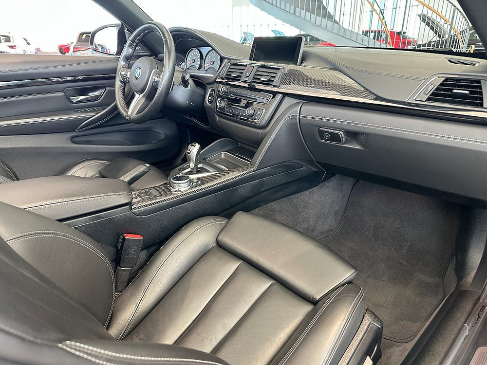BMW M4 Cabriolet 431hk / Akrapovic / H/K / M Drivers Package