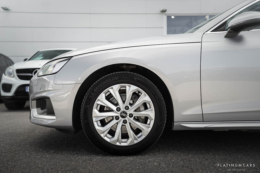 Audi A4 Avant 40 TDI Quattro 204hk / Drag / Värmare / Sv.Såld