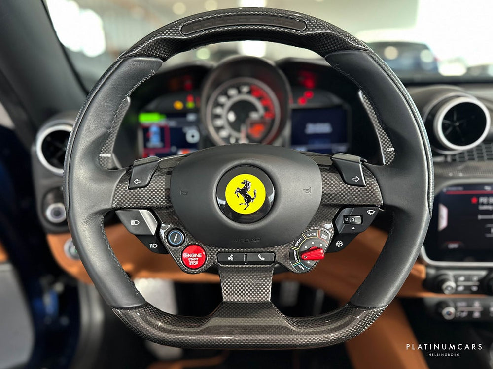 Ferrari Portofino M 3.9 V8 620hk / Sv.såld / Kolfiber / LEDs / 360