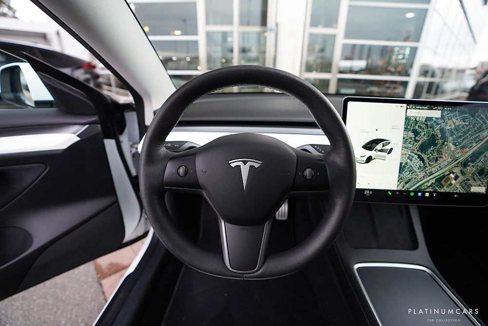 Tesla Model 3 Performance AWD 513hk / FSD / Pano / Kolfiber
