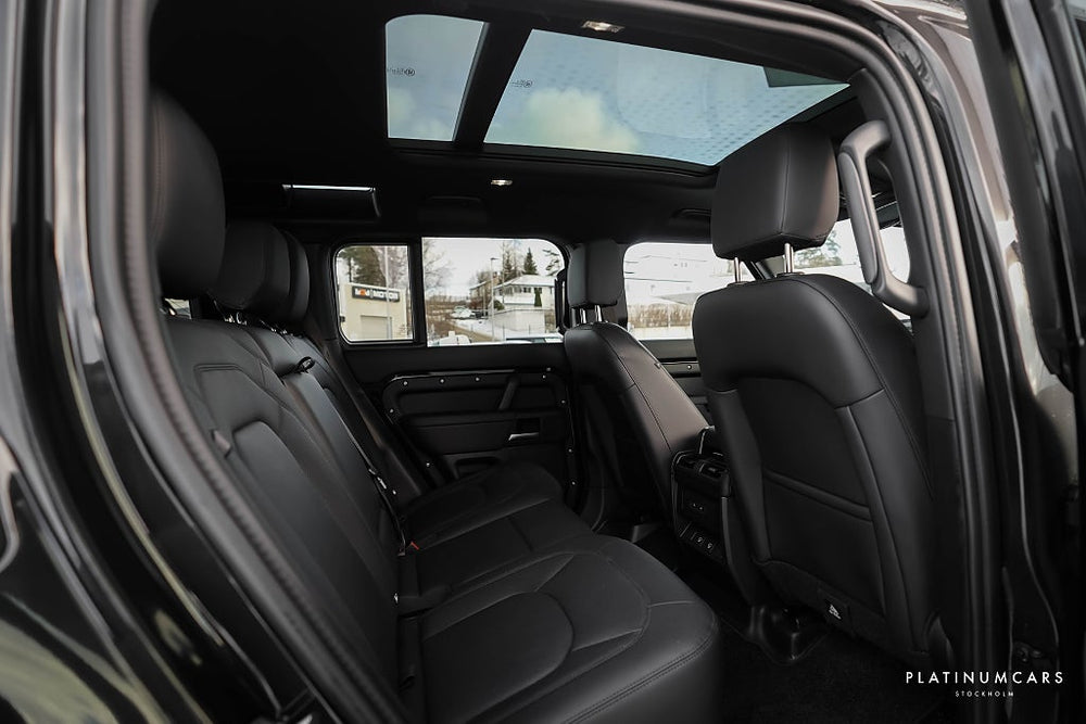 Land Rover Defender P300e PHEV X-Dynamic SE AWD 2025 / LEASEBAR