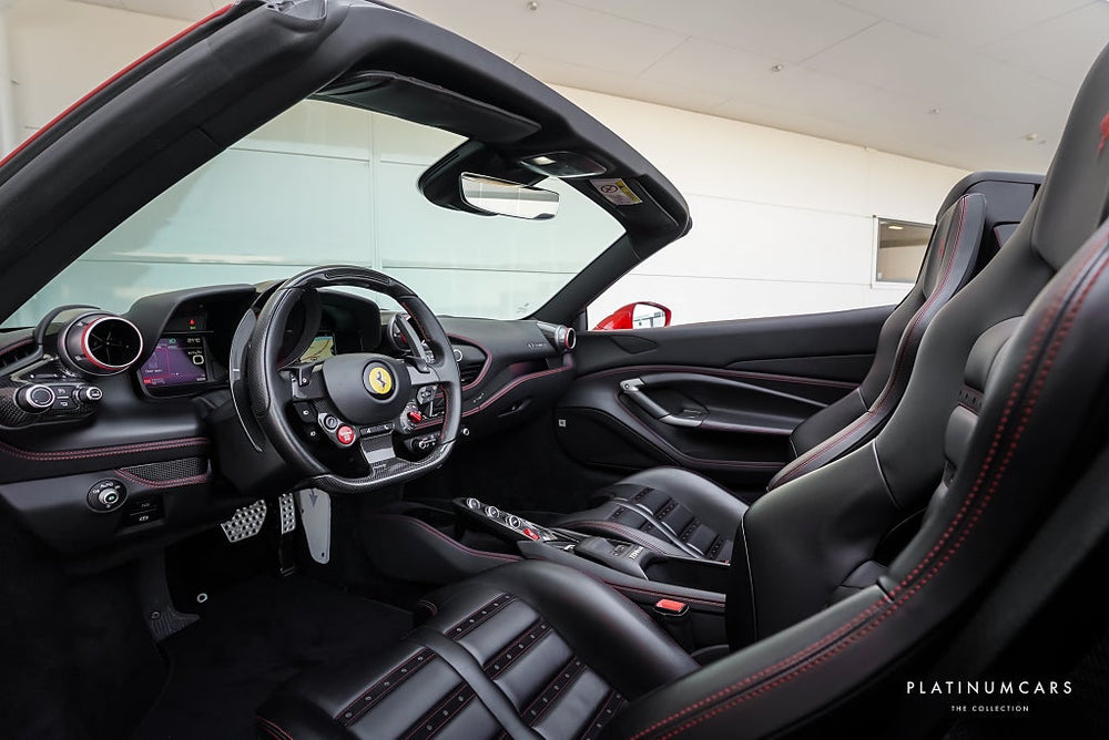 Ferrari F8 Spider 720hk / Låga mil / Kolfiber / Lift / PPF
