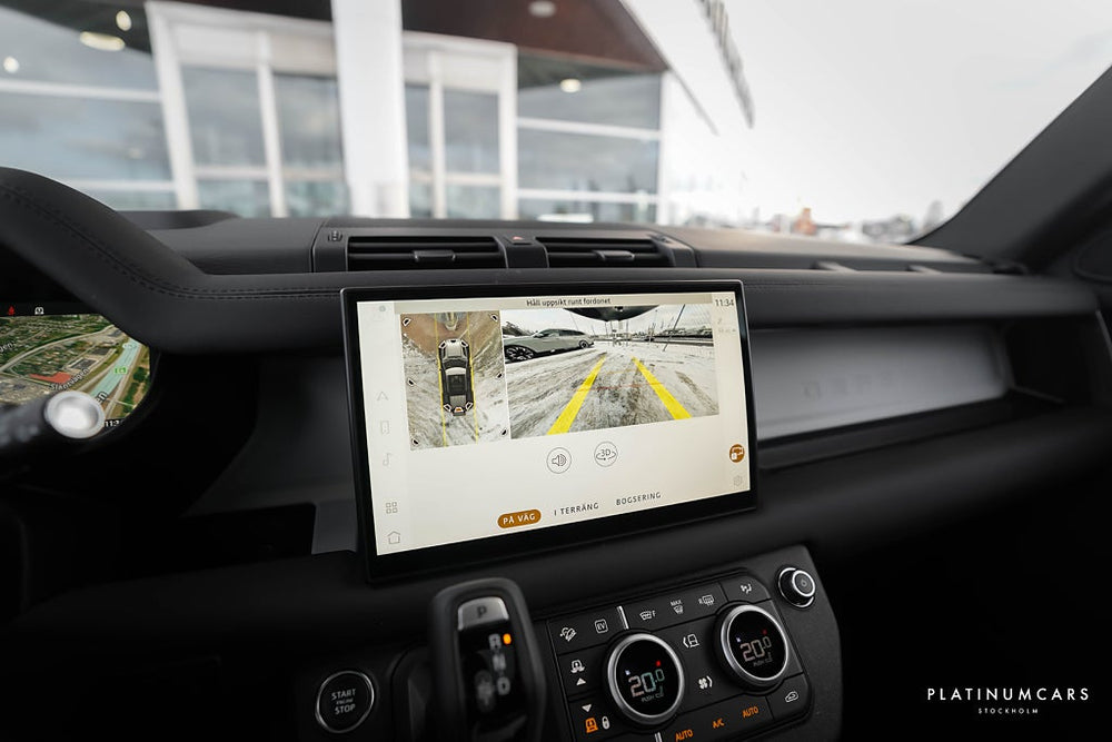 Land Rover Defender P300e PHEV X-Dynamic SE AWD 2025 / LEASEBAR