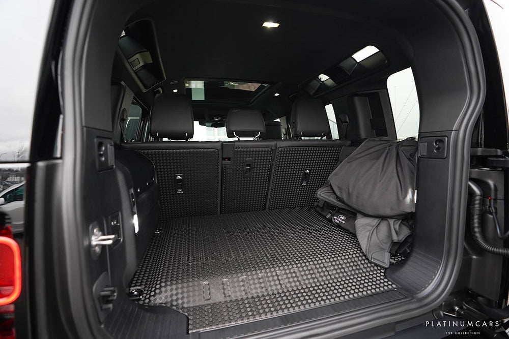 Land Rover Defender P300e 110 X-Dynamic HSE / LEASEBAR