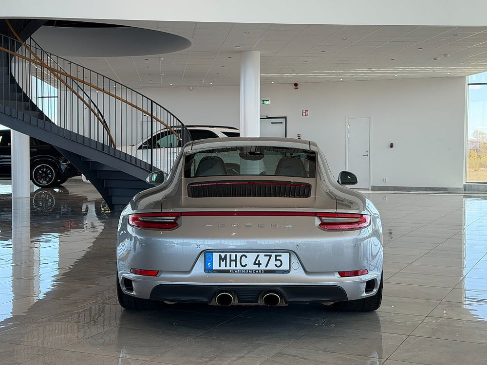 Porsche 911 991.2 911 Carrera 4 / PDK / Sport Chrono / BOSE / 370hk