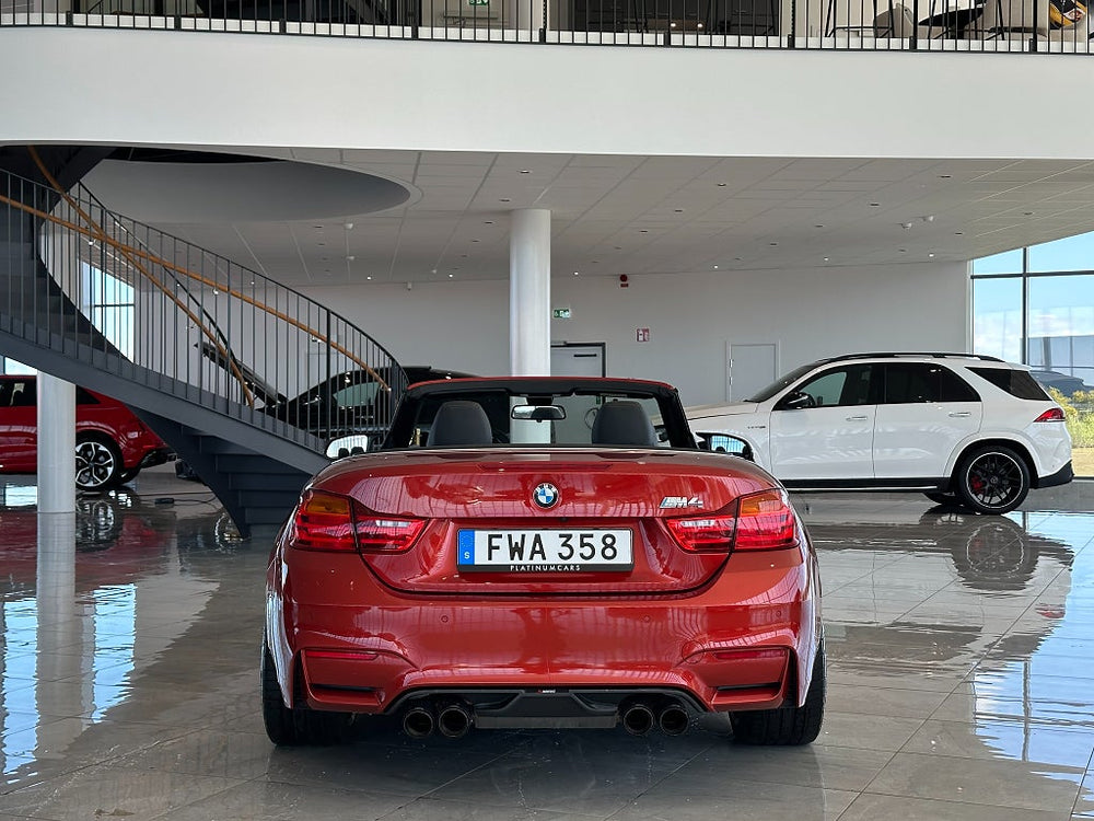 BMW M4 Cabriolet 431hk / Akrapovic / H/K / M Drivers Package